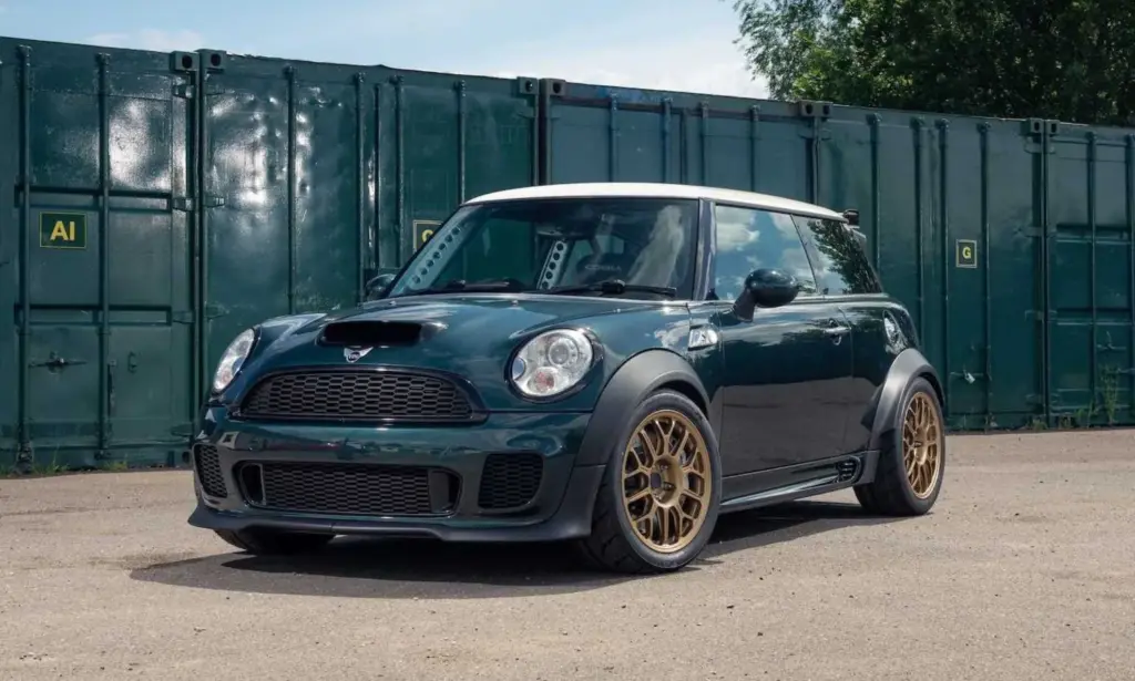 Vini Is A BMW V8-Engined Mini