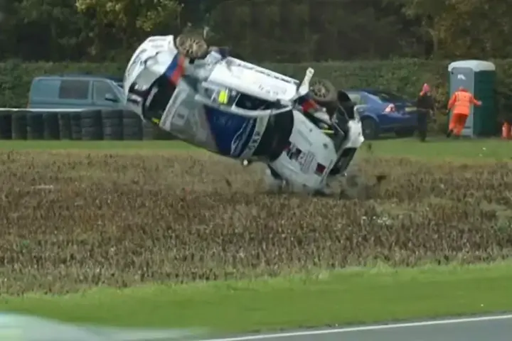 Touring Car Crashes [videos]