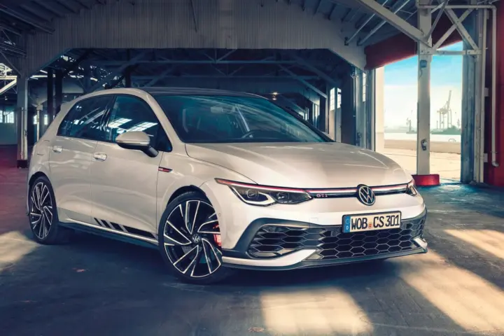VW Golf GTI Clubsport Debuts