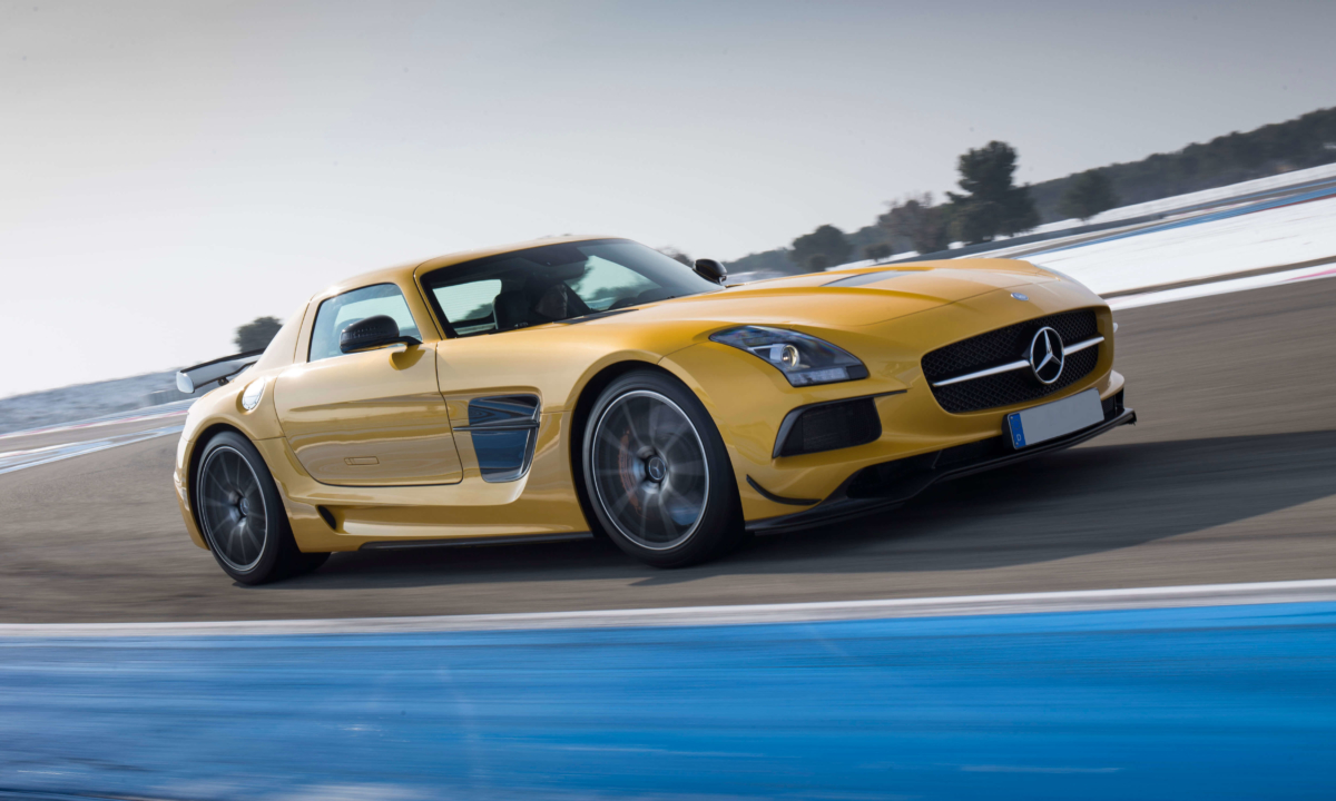 The Incredible Mercedes-AMG Black Series Family History (Must Read)