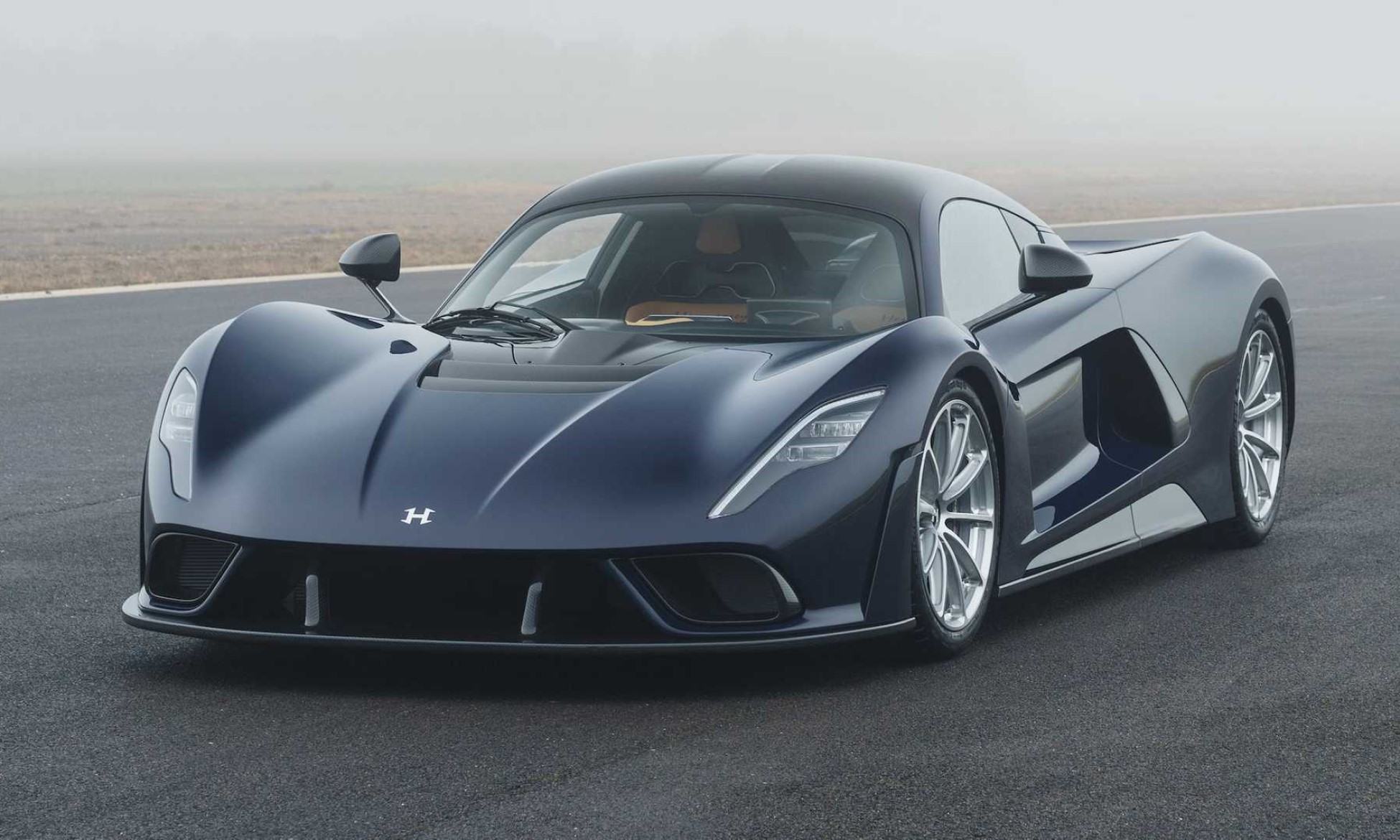 hennessey-venom-f5-debuts-with-1-335-kw-twin-turbo-v8