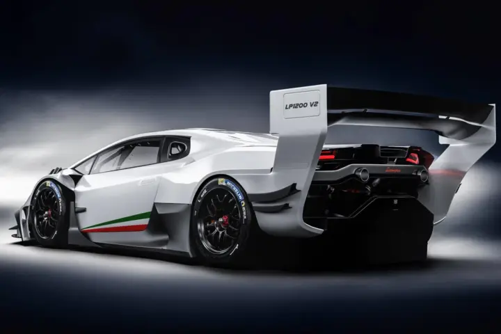 Road-going Zyrus LP1200 Strada Launched