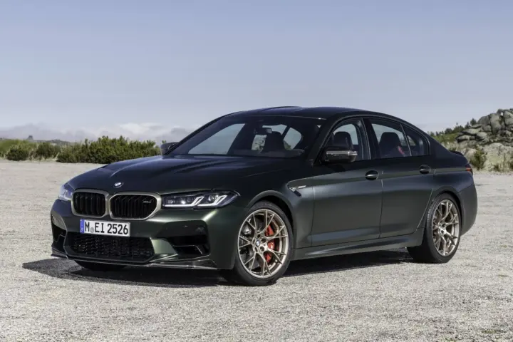 UPDATED: BMW M5 CS Debuts [w/video]