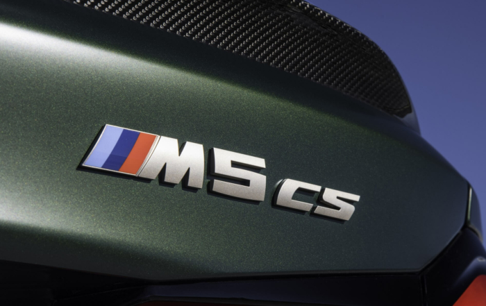 BMW M5 CS badge