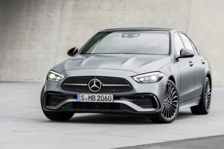 All-new Mercedes-Benz C-Class Debuts [w/video]