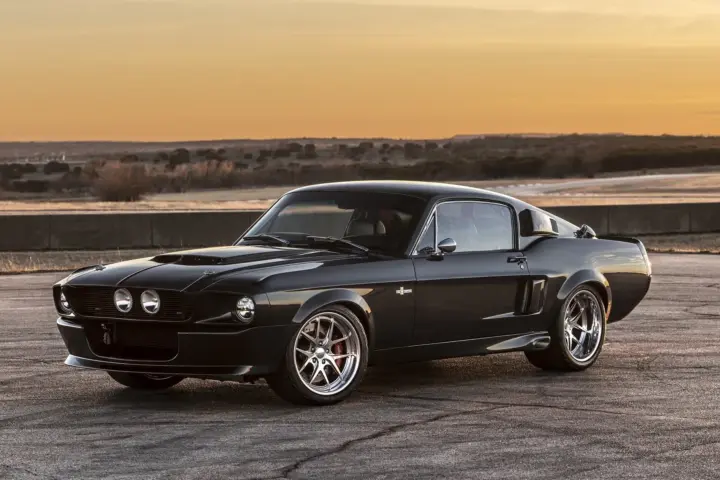 Carbon-Fibre Mustang GT500CR From Classic Recreations