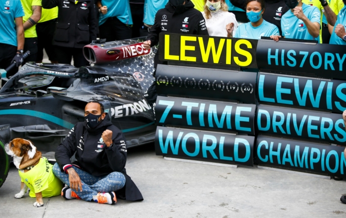 Hamilton Re-Signs With Mercedes 3