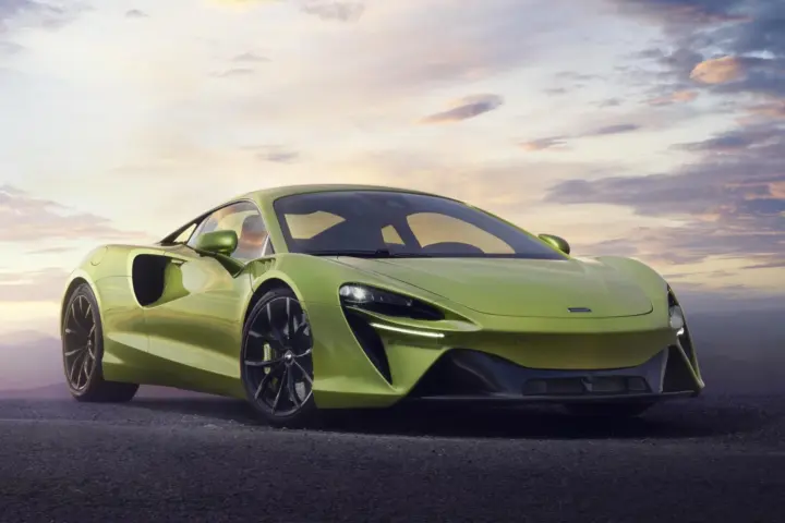 McLaren lifts veil off Artura supercar [w/video]