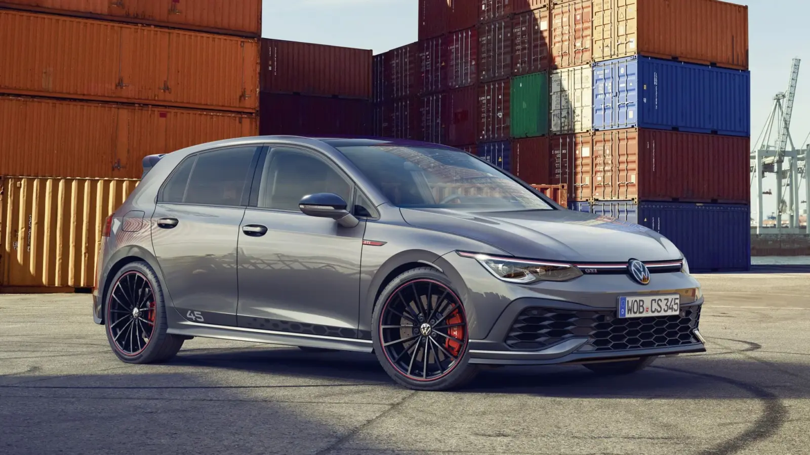 VW Golf GTI Clubsport 45 Debuts [w/video]