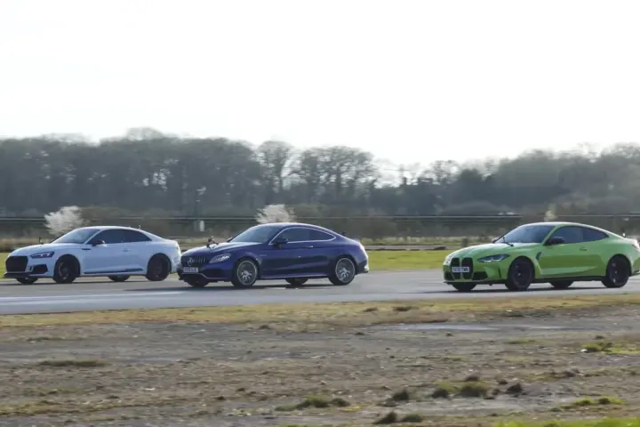 New BMW M4 Features In German Coupe Drag Race [video]