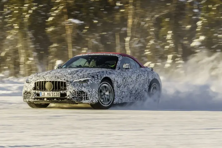 Mercedes-AMG SL Undergoes Testing [w/video]