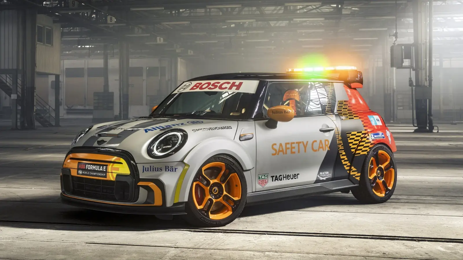 Mini Electric Pacesetter – Safety Car of Formula E [w/video]