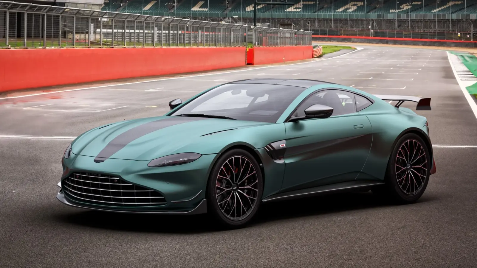 Aston Martin Introduces Vantage F1 Edition