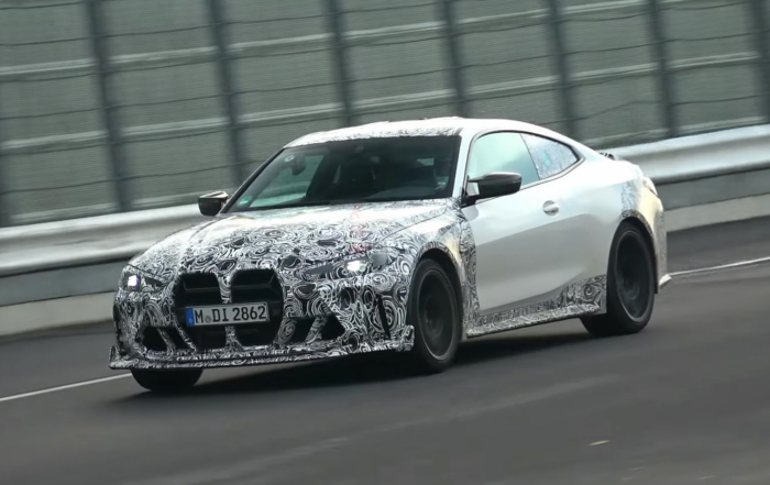 BMW M4 CSL 2