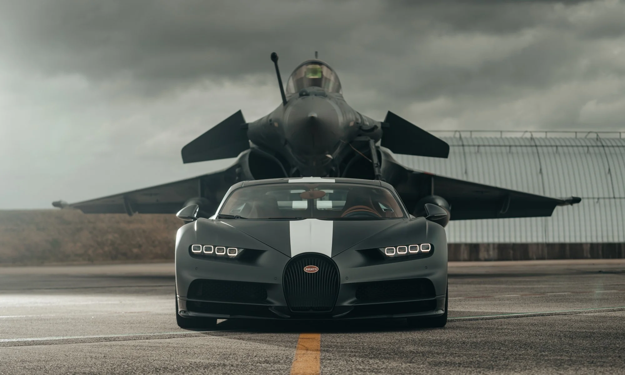 Bugatti Chiron Races Fighter Jet front