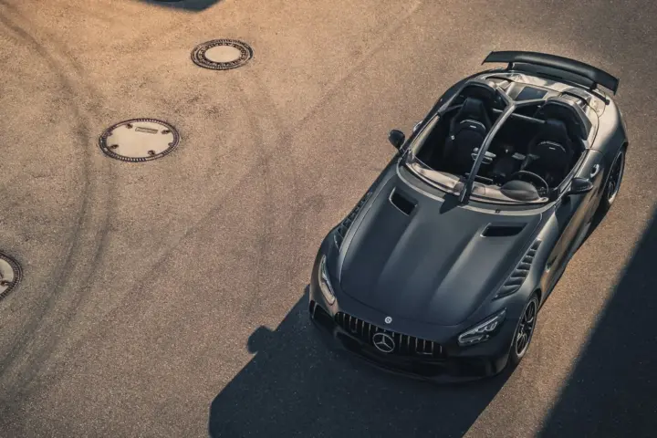 Bussink GT R SpeedLegend Is A Roofless Nod To The Past