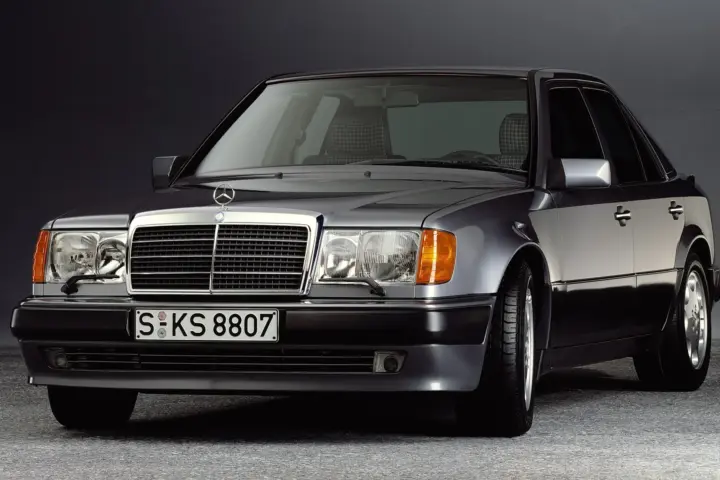 Mercedes-Benz 500E, The Porsche Merc [videos]