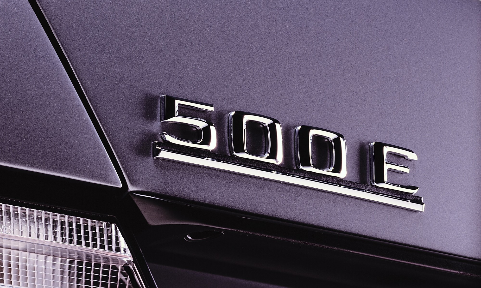 Mercedes-Benz 500E rear badge