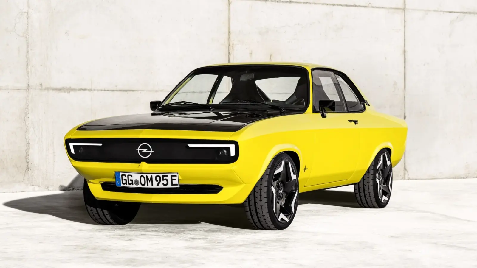 The Opel Manta GSe Is A Modern Elektromod [w/video]