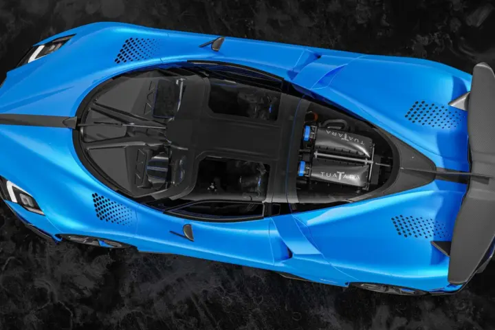 Tuatara Aggressor and Striker Are Track Specials From SSC