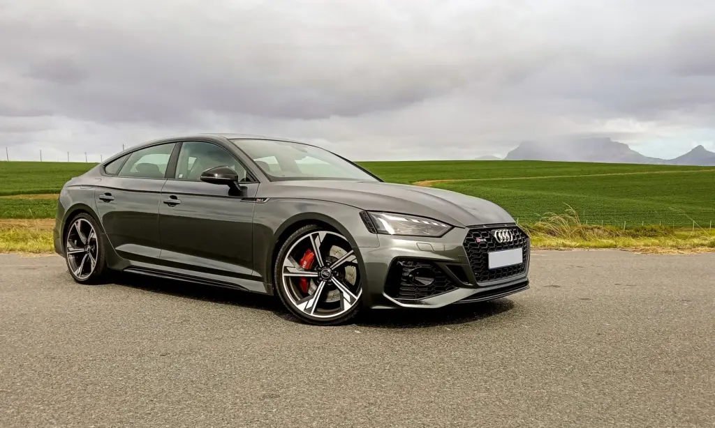 Audi RS5 Sportback Driven