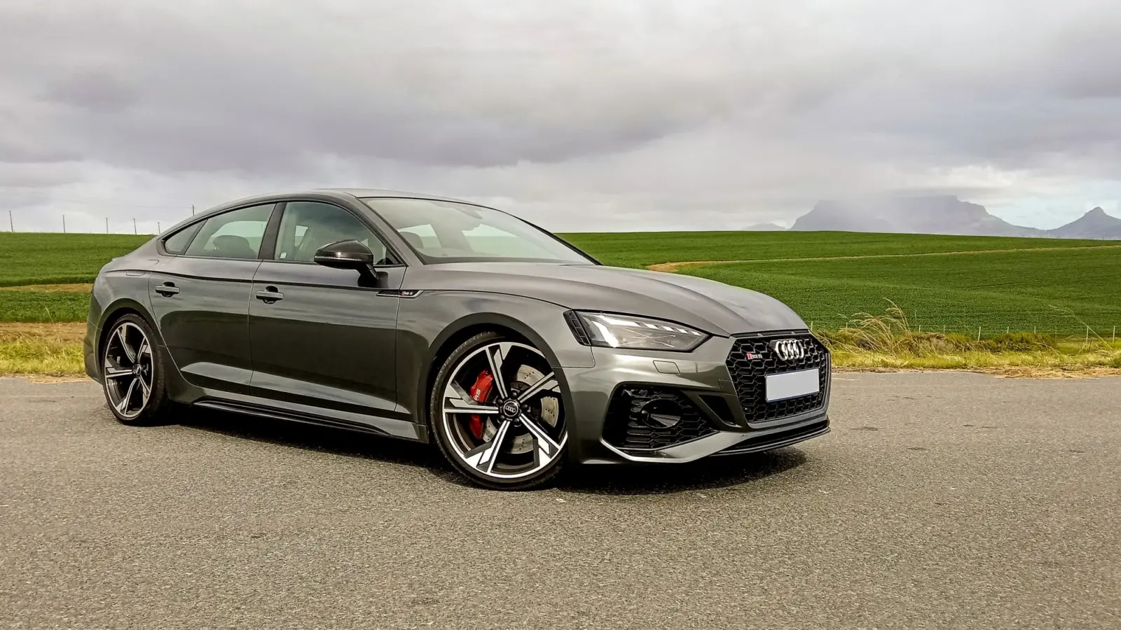 Audi RS5 Sportback Driven