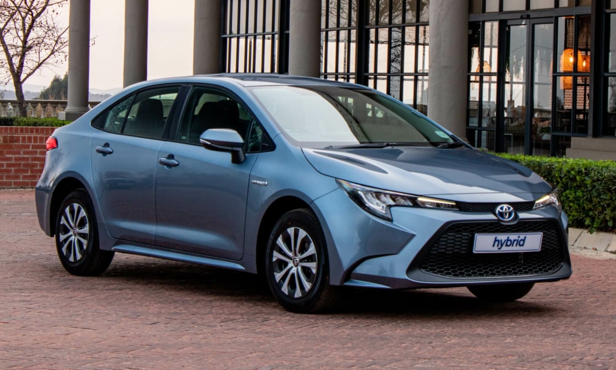 Sponsored: Toyota Brings Hybrids To The Masses - Double Apex