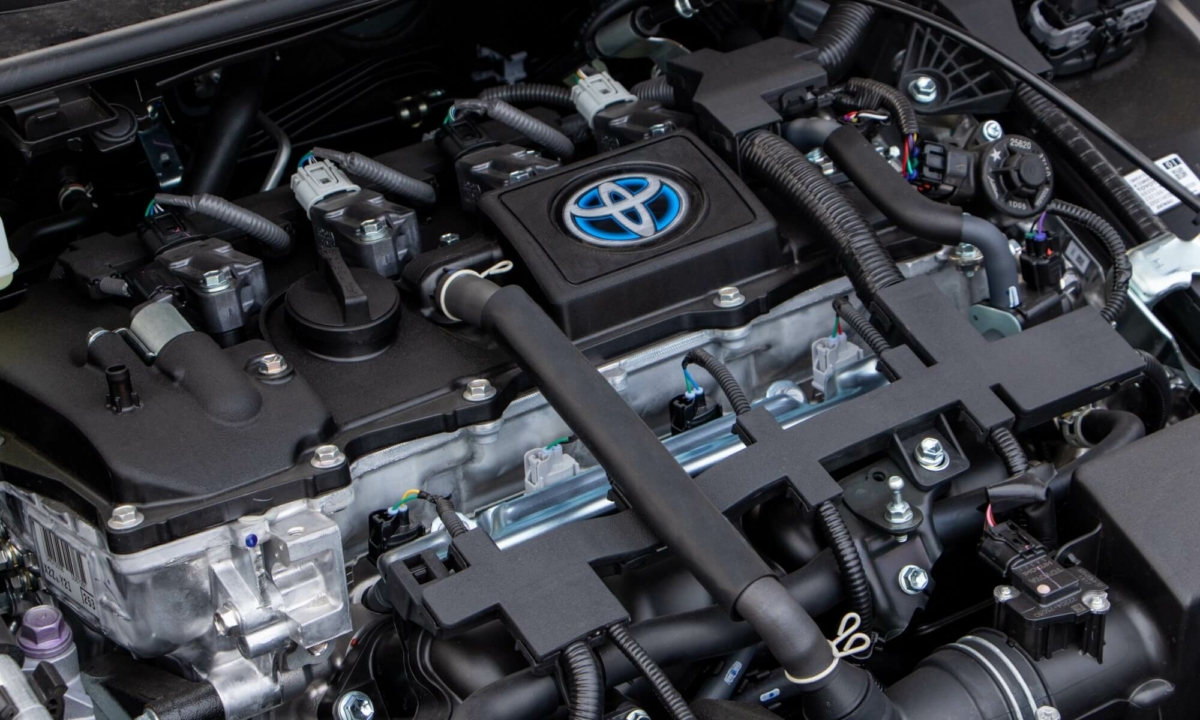 Sponsored: Toyota Brings Hybrids To The Masses - Double Apex