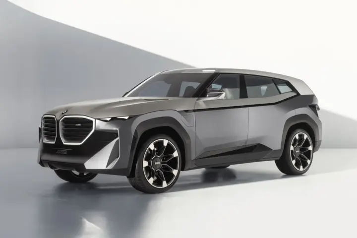 Massive BMW XM Concept Debuts [w/video]