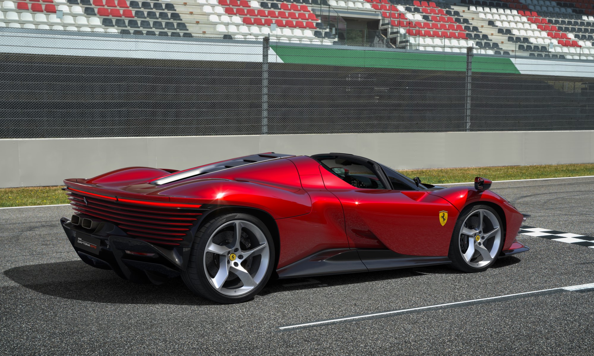 Ferrari Daytona SP3 side