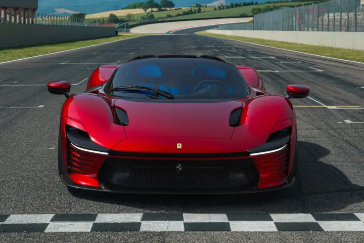 Ferrari Daytona SP3 Is Retro-inspired Supercar [w/video]