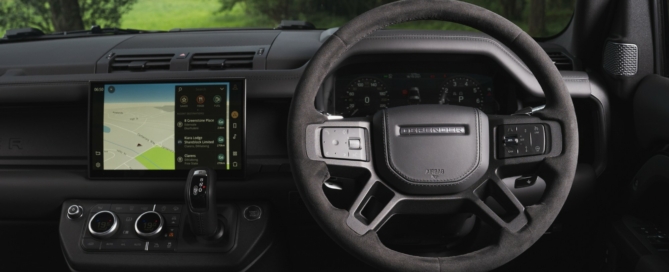 Land Rover Defender V8 interior