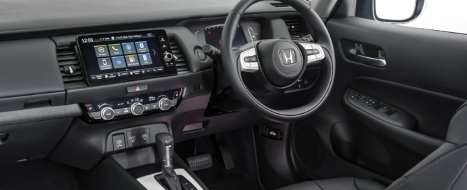 Honda Fit Hybrid interior