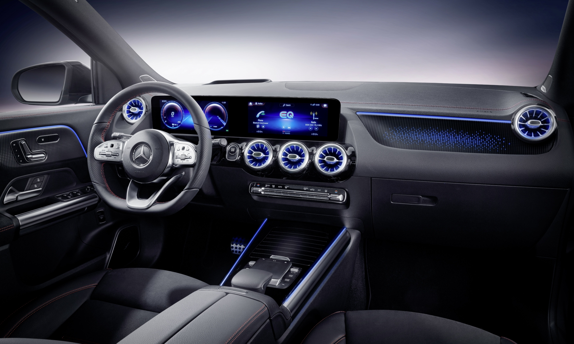 Mercedes-EQ EQA interior