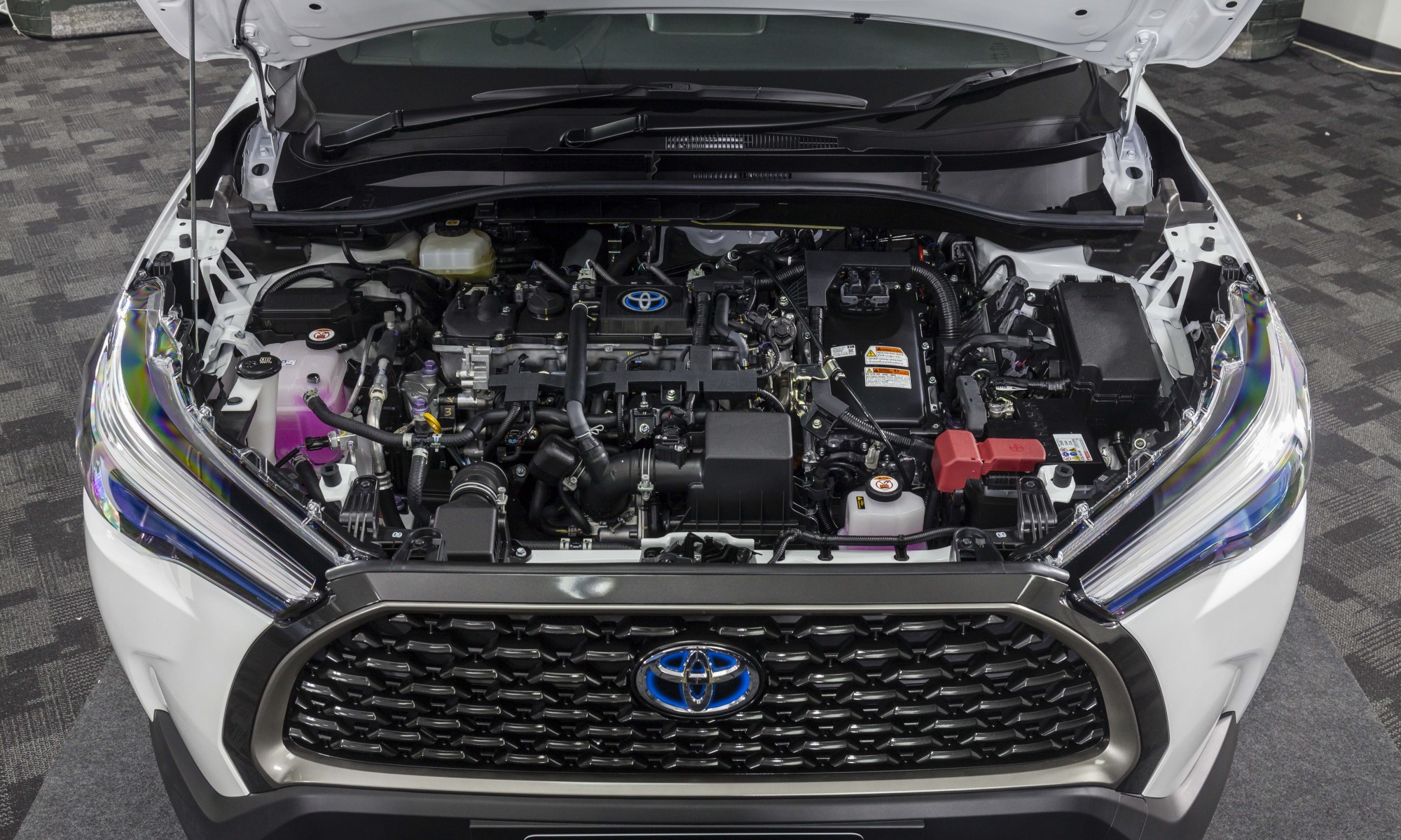 Toyota Corolla Cross hybrid engine