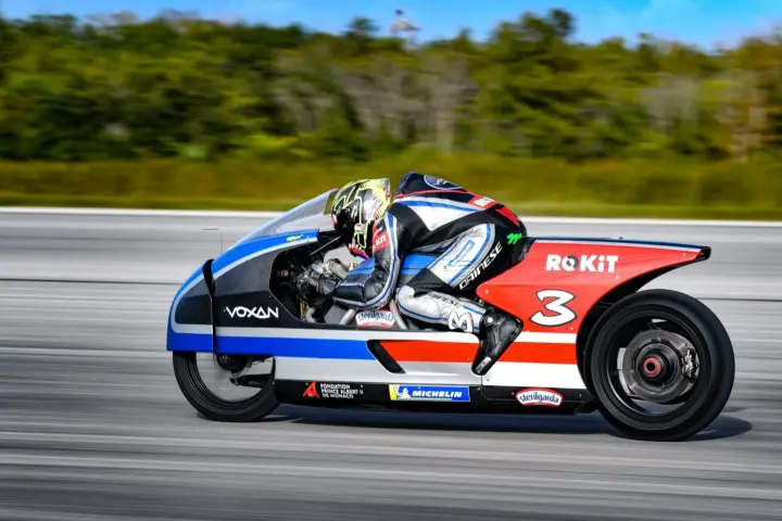 Voxan Wattman Is World’s Fastest Electric Motorcycle [w/video]