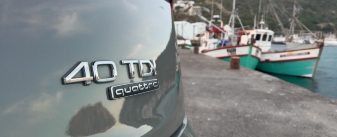 Audi Q5 40TDI S Line badge