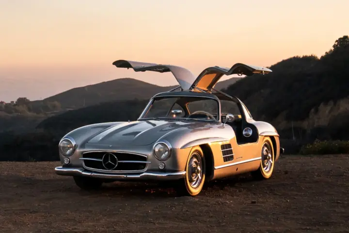 UPDATED: Lightweight Mercedes-Benz 300SL Gullwing Goes Under the Hammer [w/video]