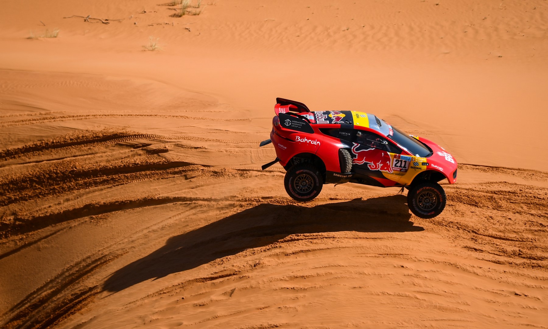 Loeb in action on 2022 Dakar Stage 5
