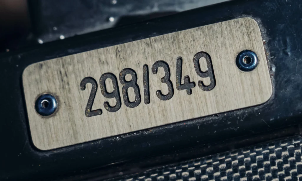 RHD Ferrari F50 plaque