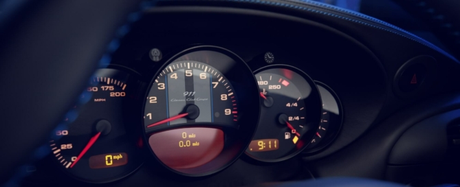 Classic Club Coupe dials
