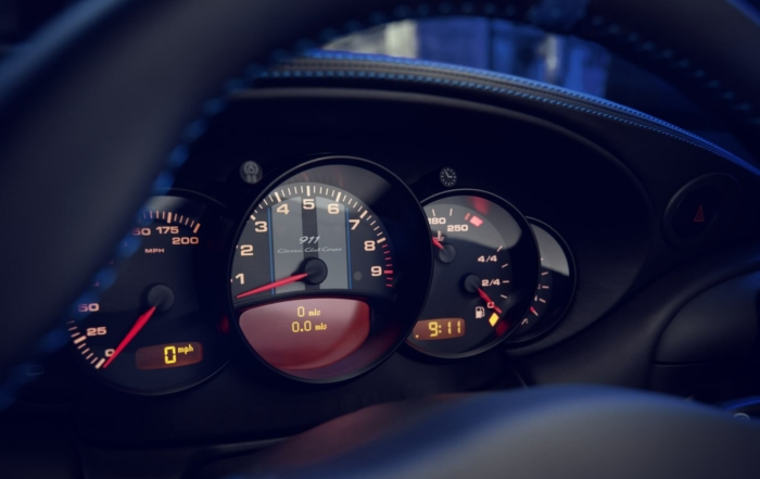 Classic Club Coupe dials