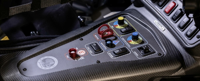 Mercedes-AMG GT Track Series switches