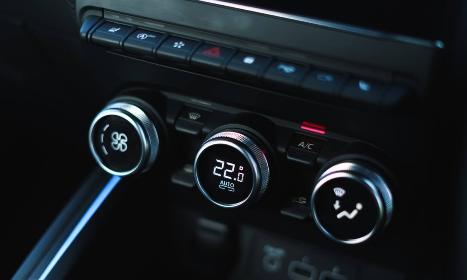Renault Clio Intens HVAC controls