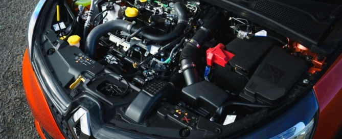 Renault Clio Intens engine