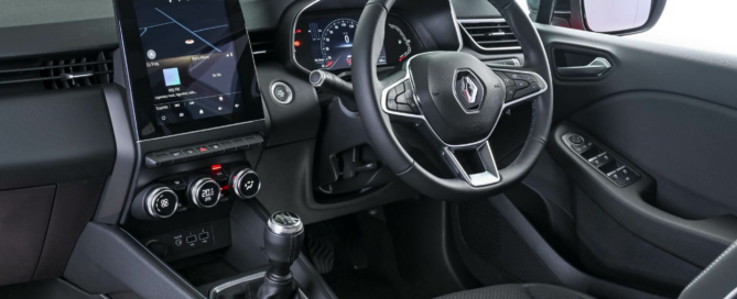 Renault Clio Intens interior