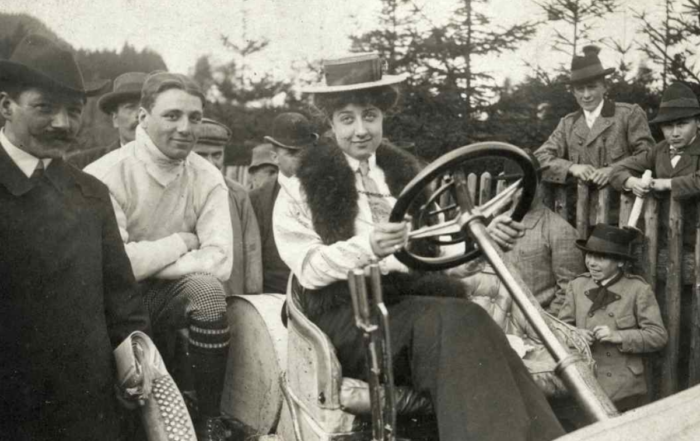4 cars named after women