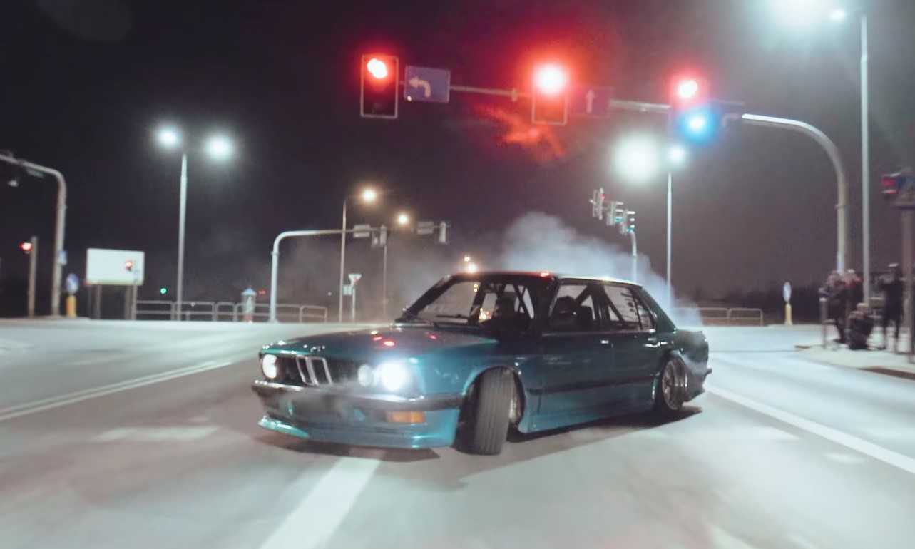 V8 BMW 5 Series