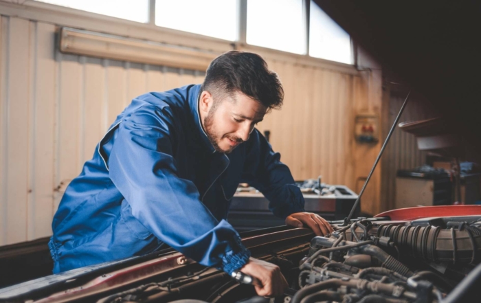 Should You Fix Your Car or Buy a New One?