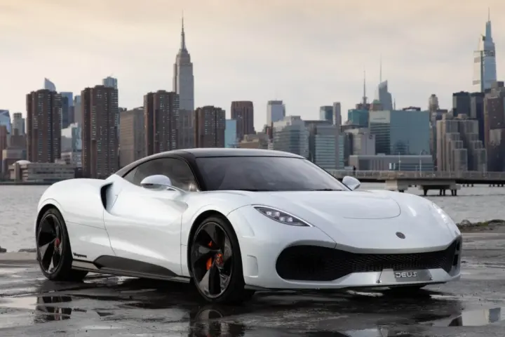 EV Hypercars: Part Eight Deus Vayanne [w/video]
